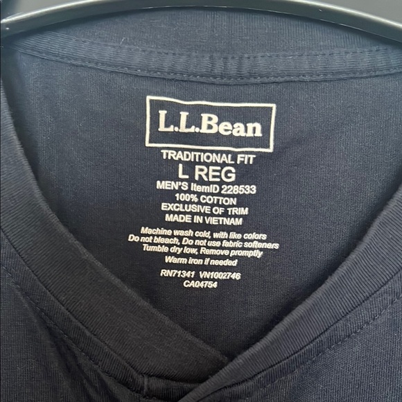 L.L. Bean Men's Long Sleeve Tee - Navy - Picture 1 of 3